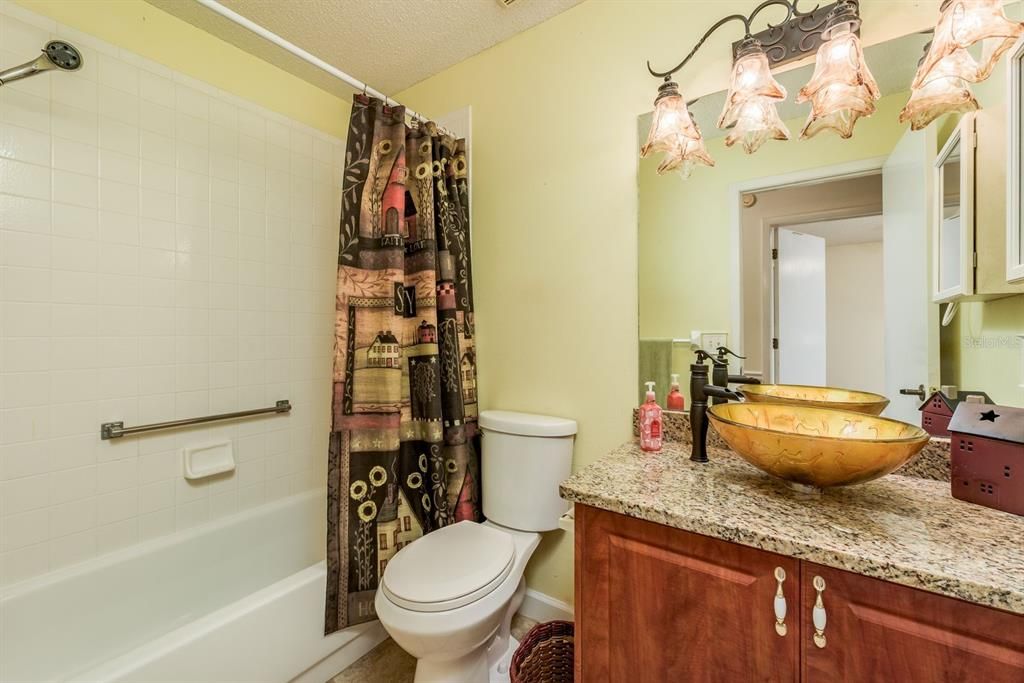 Active With Contract: $265,000 (2 beds, 2 baths, 1788 Square Feet)