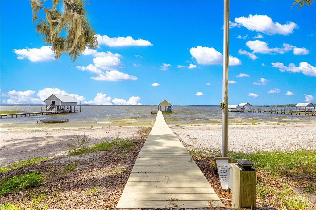 На продажу: $1,500,000 (4 спален, 3 ванн, 3578 Квадратных фут)