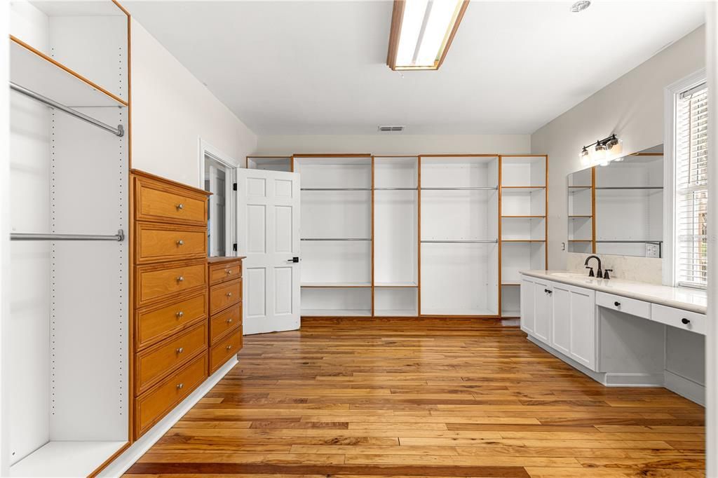 На продажу: $1,500,000 (4 спален, 3 ванн, 3578 Квадратных фут)