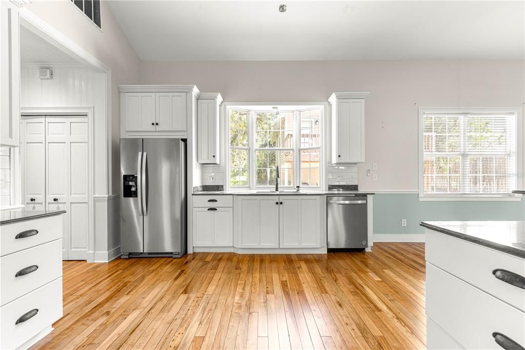 На продажу: $1,500,000 (4 спален, 3 ванн, 3578 Квадратных фут)