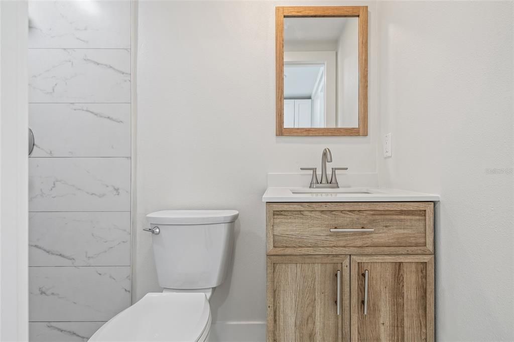 Под контрактом: $975,000 (0 спален, 0 ванн, 1928 Квадратных фут)