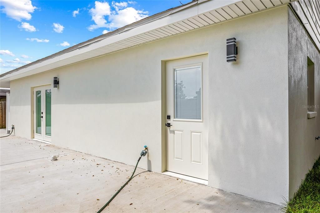 Под контрактом: $975,000 (0 спален, 0 ванн, 1928 Квадратных фут)