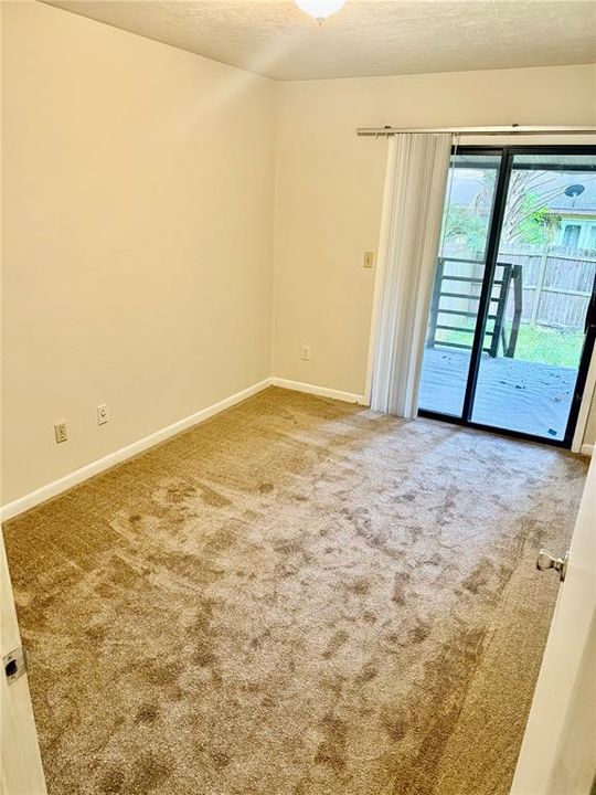 For Rent: $1,000 (2 beds, 1 baths, 788 Square Feet)