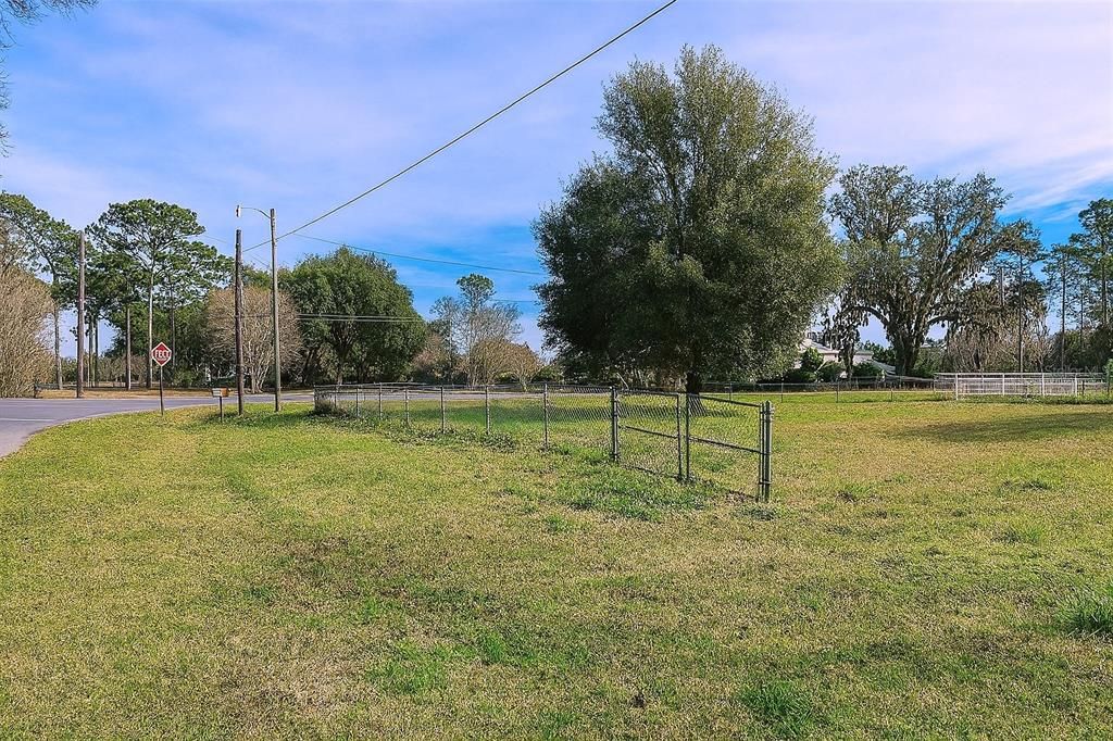 En Venta: $48,000 (0.31 acres)