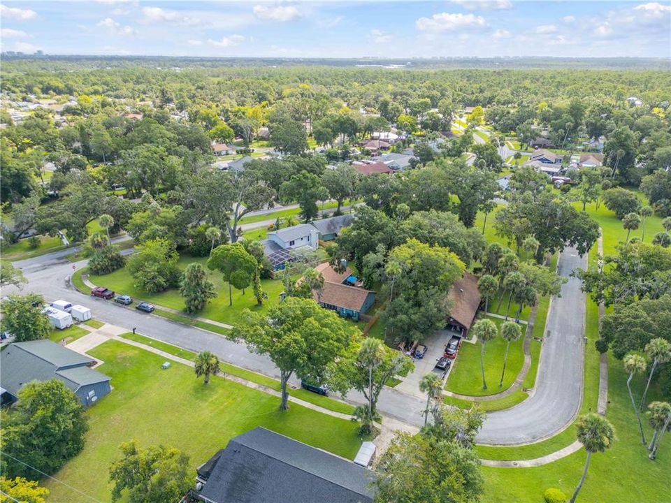 Под контрактом: $449,000 (3 спален, 2 ванн, 2109 Квадратных фут)