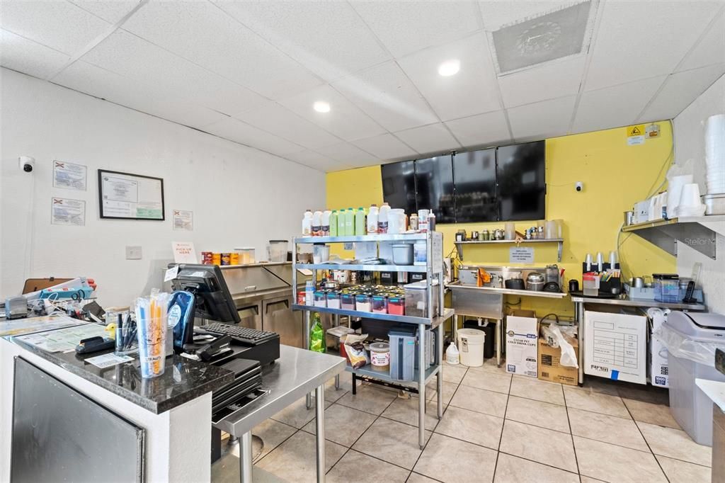 待售: $820,000 (0 贝兹, 0 浴室, 4764 平方英尺)