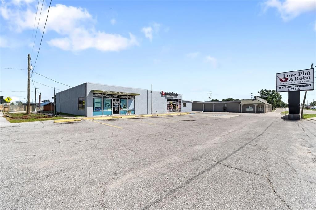 待售: $820,000 (0 贝兹, 0 浴室, 4764 平方英尺)