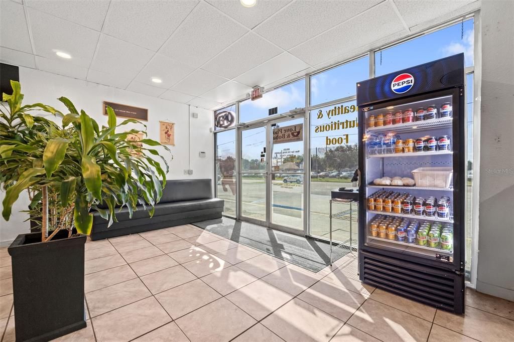 待售: $820,000 (0 贝兹, 0 浴室, 4764 平方英尺)