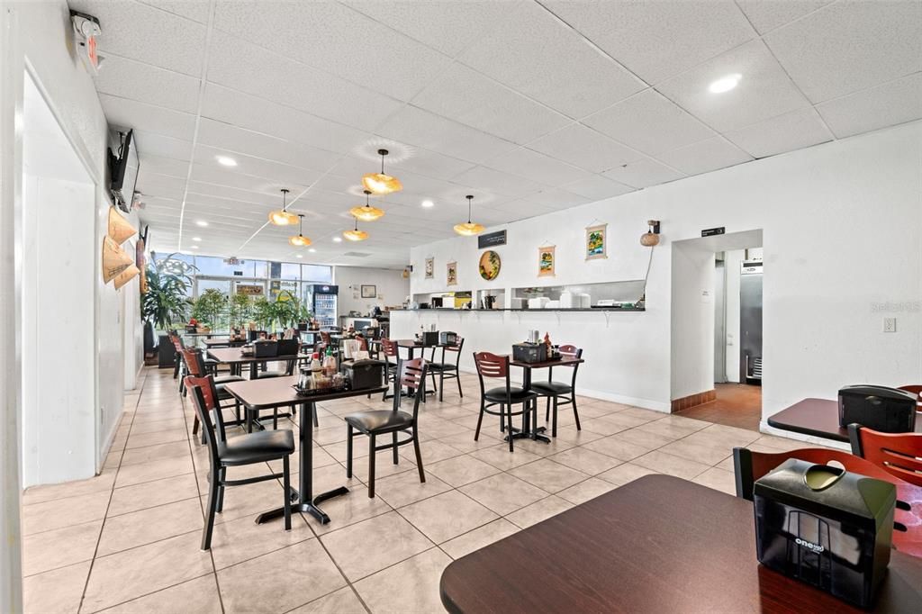 待售: $820,000 (0 贝兹, 0 浴室, 4764 平方英尺)