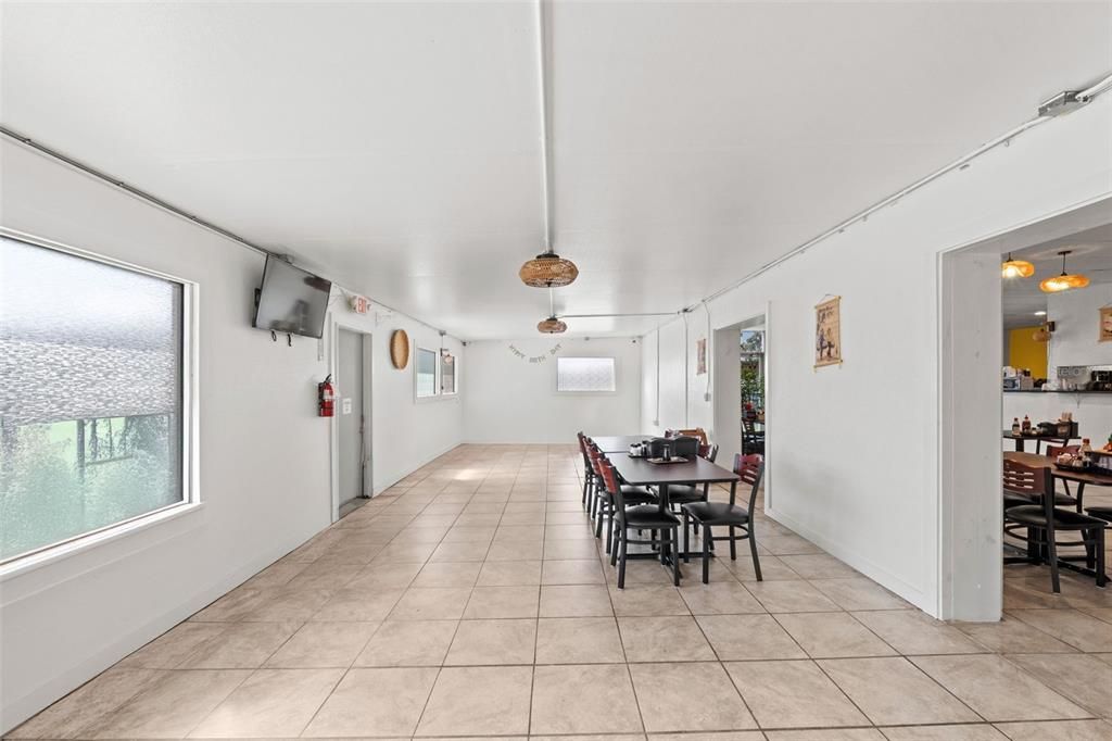 待售: $820,000 (0 贝兹, 0 浴室, 4764 平方英尺)