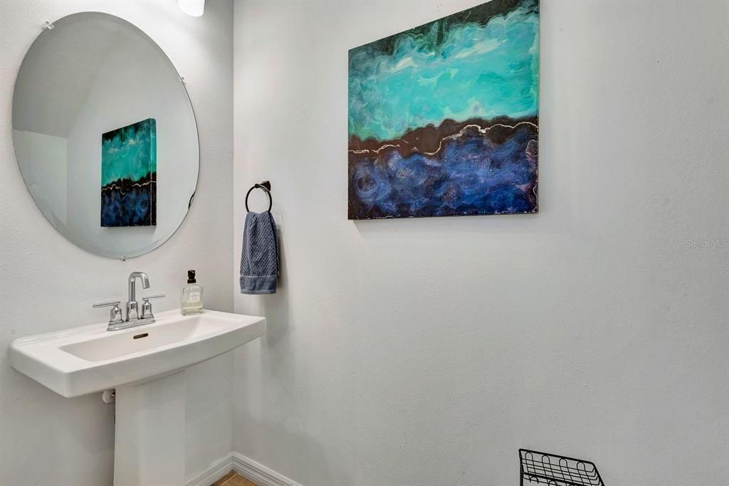 На продажу: $380,000 (3 спален, 2 ванн, 1593 Квадратных фут)