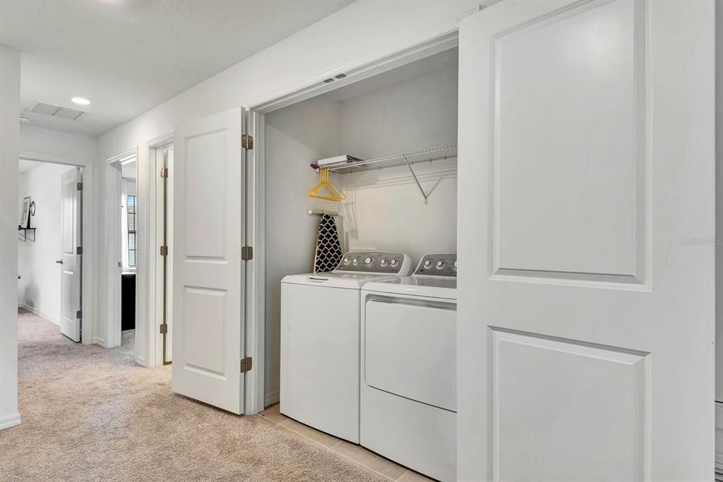 На продажу: $380,000 (3 спален, 2 ванн, 1593 Квадратных фут)