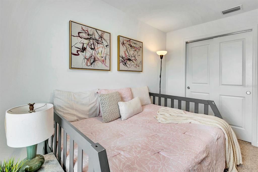 На продажу: $380,000 (3 спален, 2 ванн, 1593 Квадратных фут)