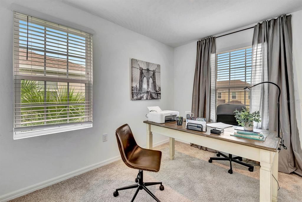 На продажу: $380,000 (3 спален, 2 ванн, 1593 Квадратных фут)