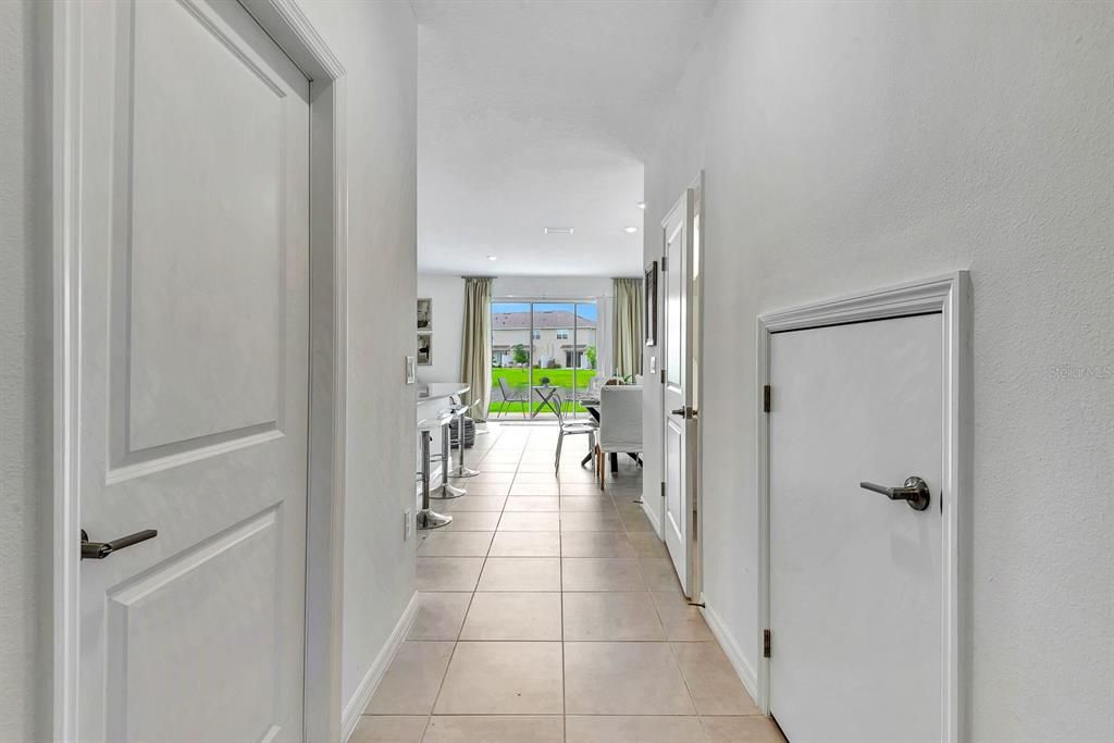 На продажу: $380,000 (3 спален, 2 ванн, 1593 Квадратных фут)