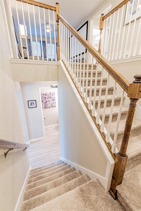 待售: $513,500 (5 贝兹, 3 浴室, 3030 平方英尺)