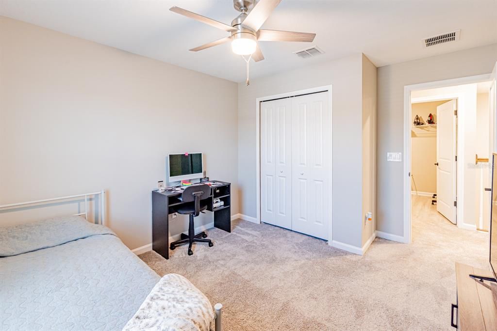 待售: $513,500 (5 贝兹, 3 浴室, 3030 平方英尺)