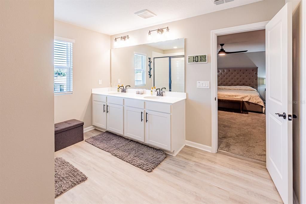 待售: $513,500 (5 贝兹, 3 浴室, 3030 平方英尺)