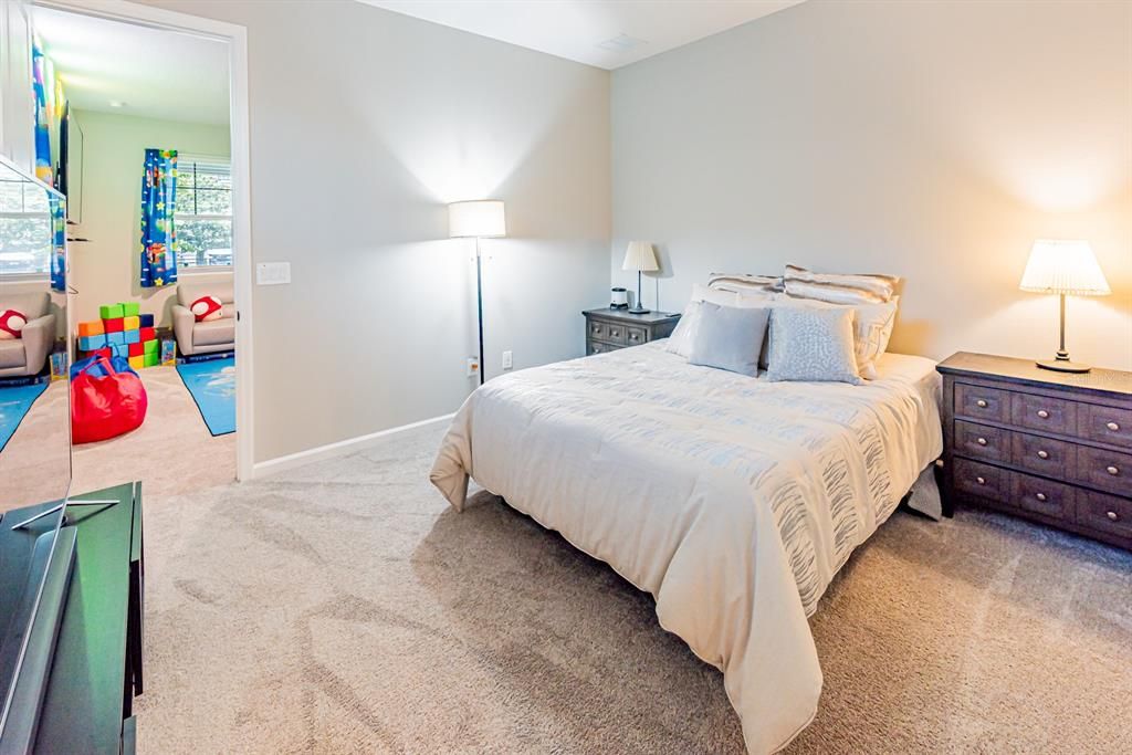 待售: $513,500 (5 贝兹, 3 浴室, 3030 平方英尺)