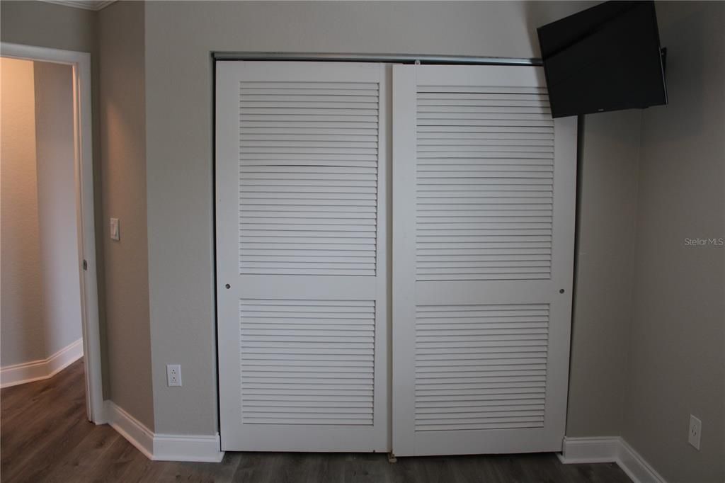 For Rent: $3,995 (3 beds, 2 baths, 2319 Square Feet)