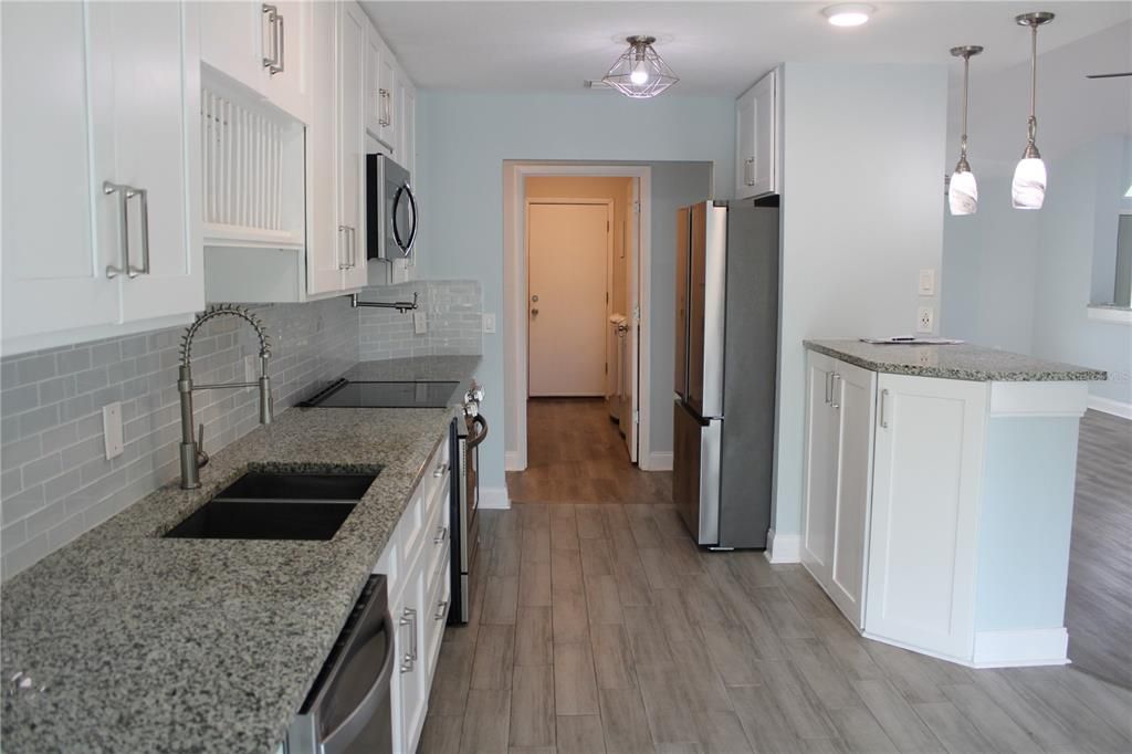 For Rent: $3,995 (3 beds, 2 baths, 2319 Square Feet)