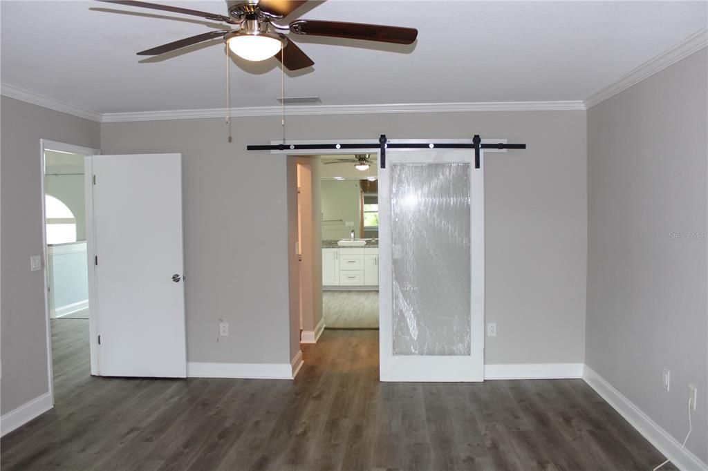 For Rent: $3,995 (3 beds, 2 baths, 2319 Square Feet)