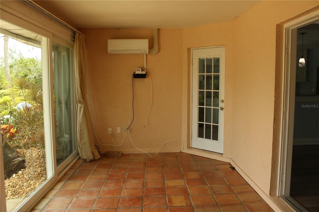 For Rent: $3,995 (3 beds, 2 baths, 2319 Square Feet)