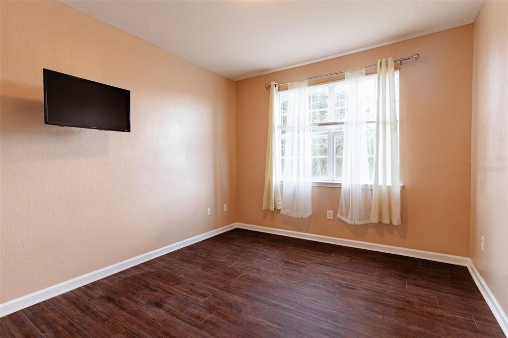 En Venta: $197,000 (3 camas, 2 baños, 1542 Pies cuadrados)