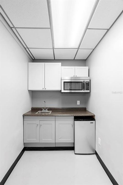 待售: $364,999 (0 贝兹, 0 浴室, 2808 平方英尺)