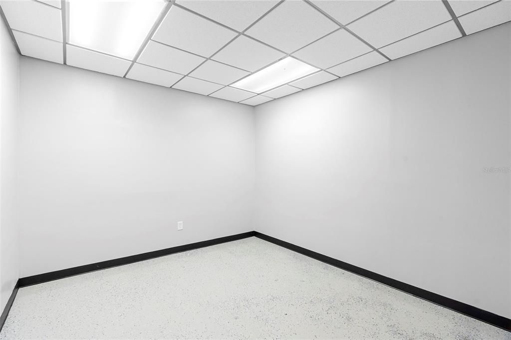 待售: $364,999 (0 贝兹, 0 浴室, 2808 平方英尺)