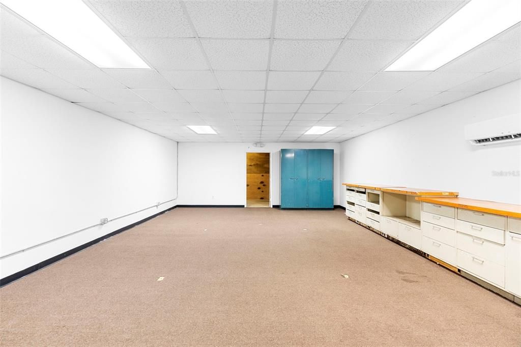 待售: $364,999 (0 贝兹, 0 浴室, 2808 平方英尺)