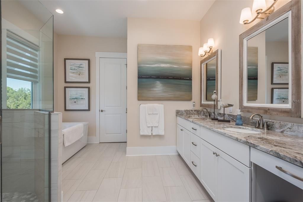 For Sale: $1,690,000 (3 beds, 2 baths, 2091 Square Feet)