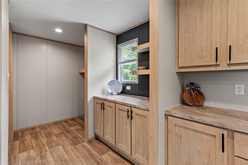 待售: $199,900 (3 贝兹, 2 浴室, 1475 平方英尺)