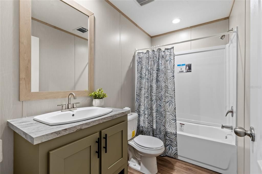 待售: $199,900 (3 贝兹, 2 浴室, 1475 平方英尺)