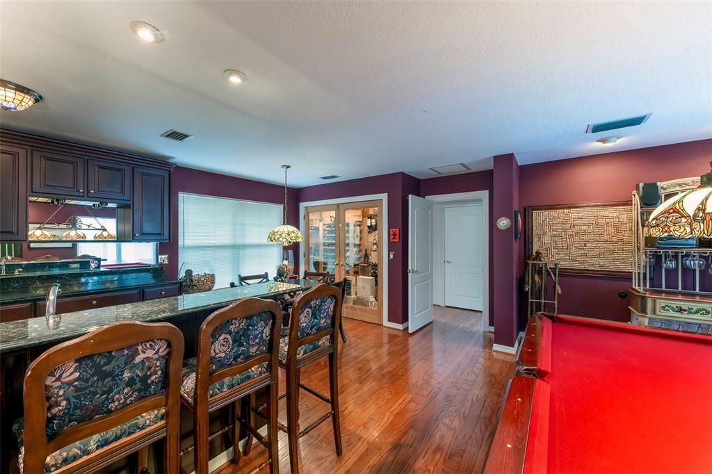 Activo con contrato: $1,159,000 (5 camas, 5 baños, 4468 Pies cuadrados)