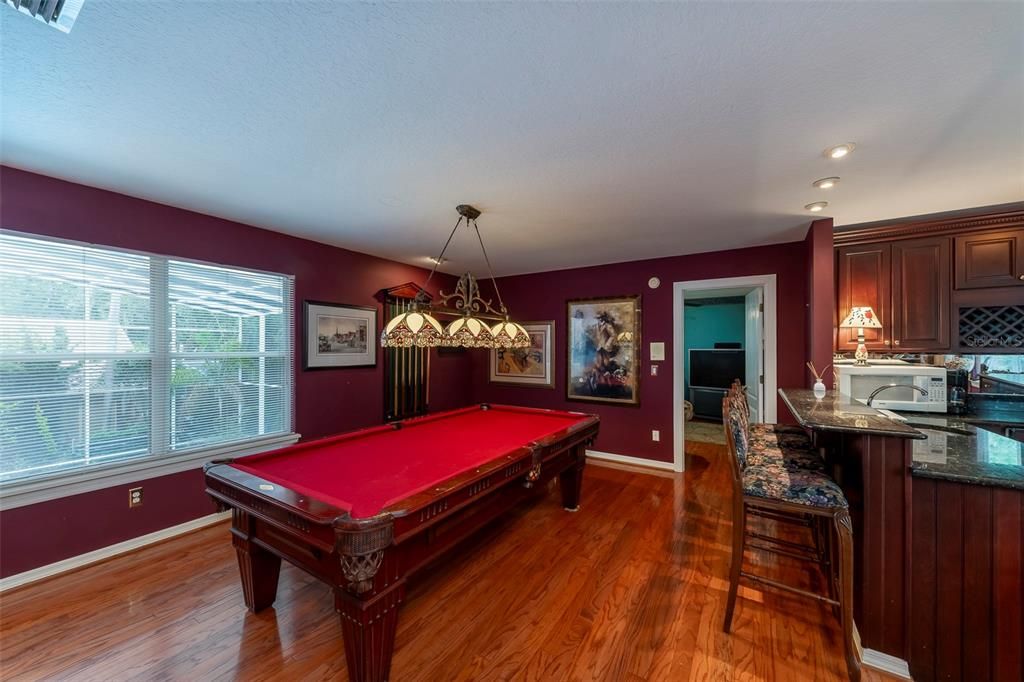 Activo con contrato: $1,159,000 (5 camas, 5 baños, 4468 Pies cuadrados)