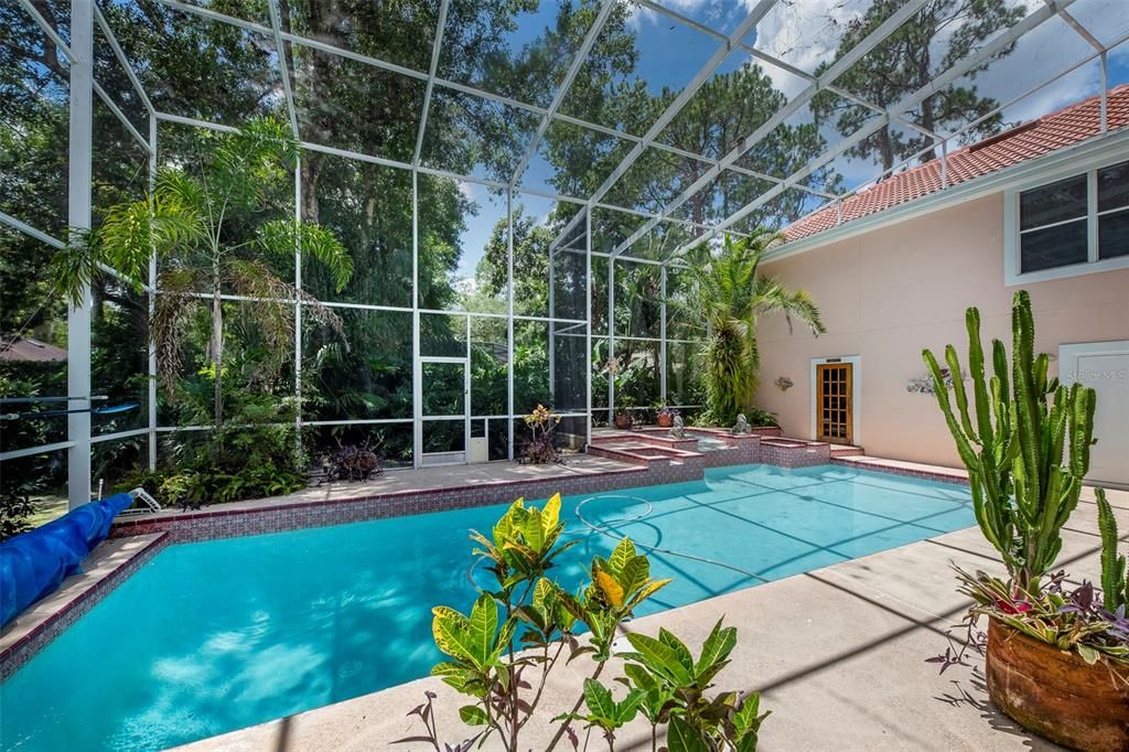 Activo con contrato: $1,159,000 (5 camas, 5 baños, 4468 Pies cuadrados)