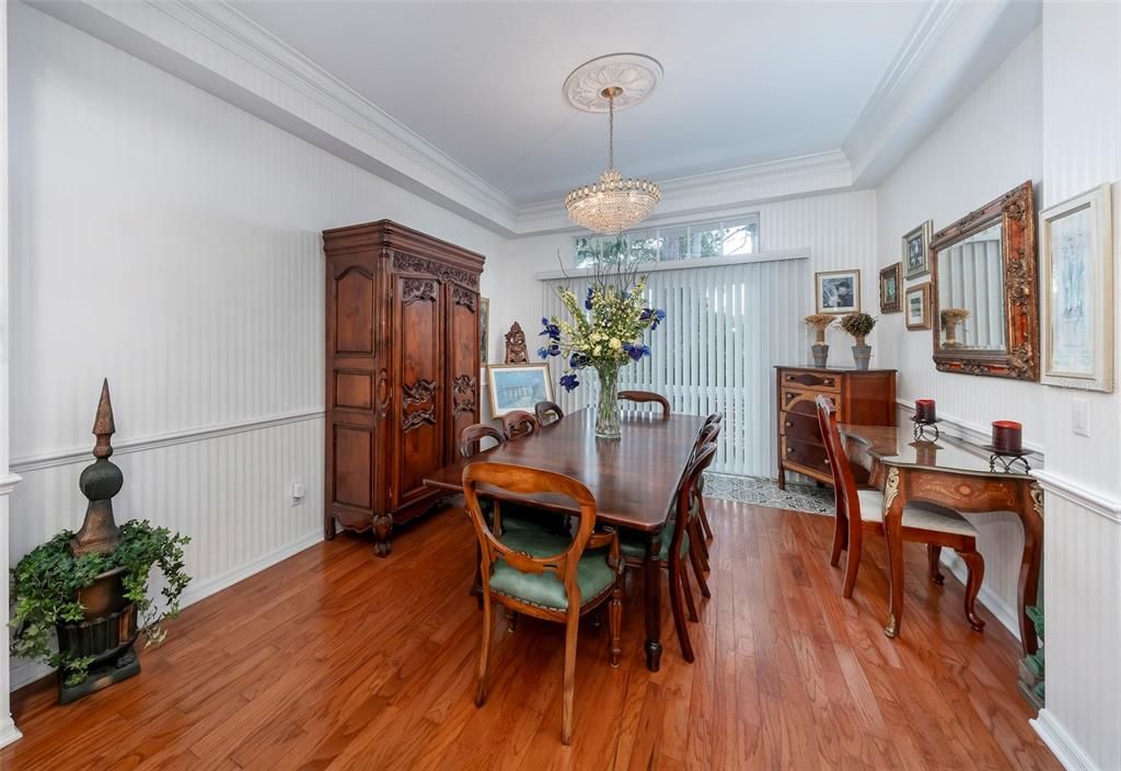 Activo con contrato: $1,159,000 (5 camas, 5 baños, 4468 Pies cuadrados)