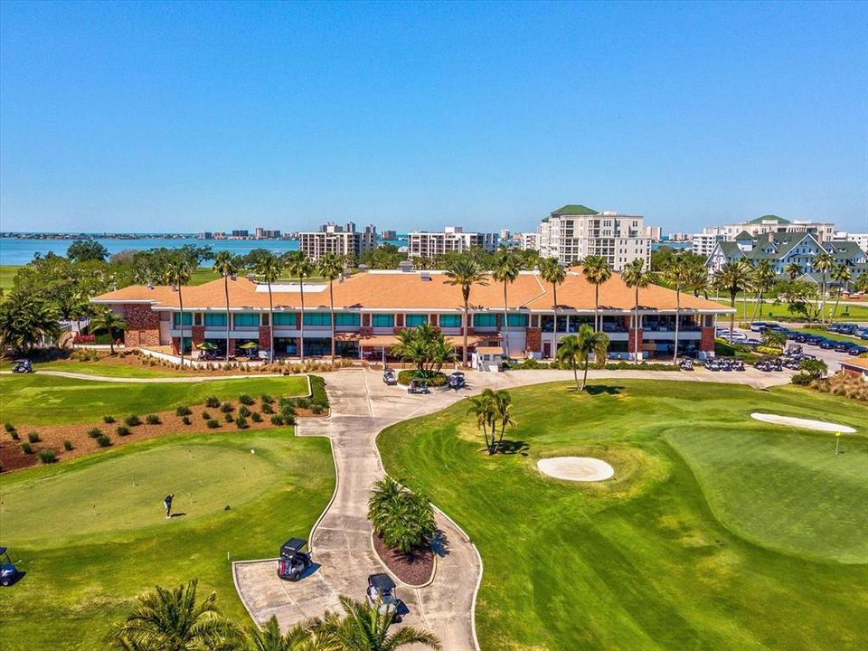 На продажу: $2,499,000 (5 спален, 3 ванн, 4239 Квадратных фут)