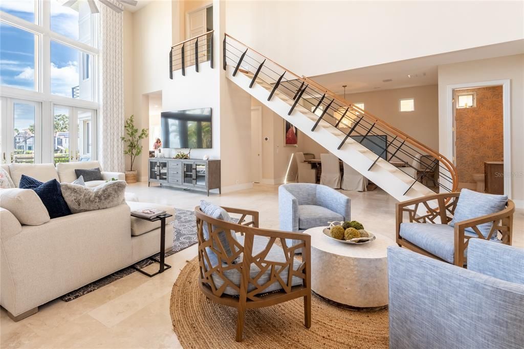 На продажу: $2,674,000 (4 спален, 3 ванн, 3900 Квадратных фут)