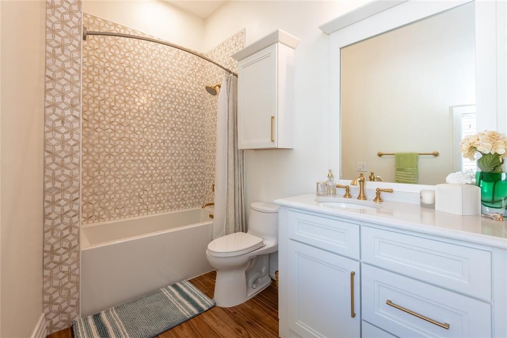 На продажу: $2,674,000 (4 спален, 3 ванн, 3900 Квадратных фут)