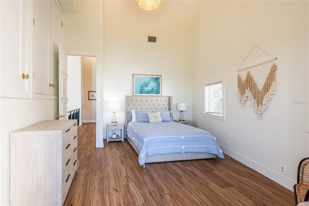 На продажу: $2,674,000 (4 спален, 3 ванн, 3900 Квадратных фут)