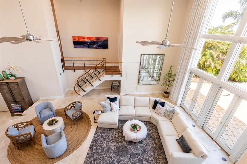 На продажу: $2,674,000 (4 спален, 3 ванн, 3900 Квадратных фут)