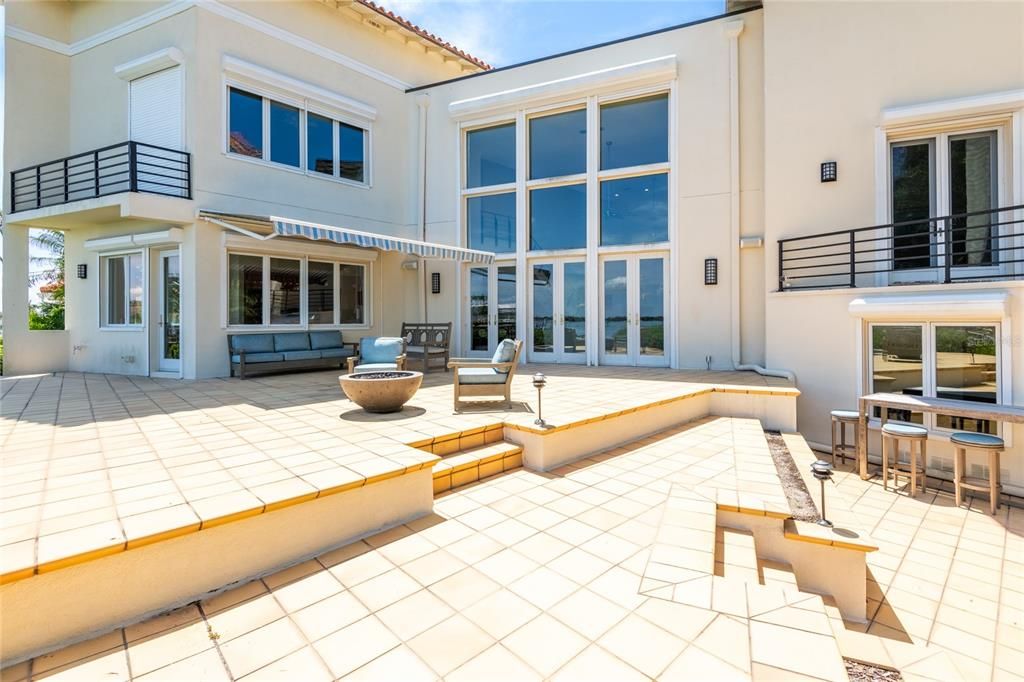 На продажу: $2,674,000 (4 спален, 3 ванн, 3900 Квадратных фут)