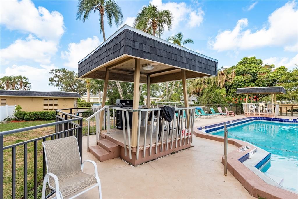 Active With Contract: $105,000 (1 beds, 1 baths, 653 Square Feet)