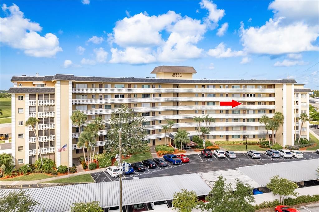 Active With Contract: $105,000 (1 beds, 1 baths, 653 Square Feet)