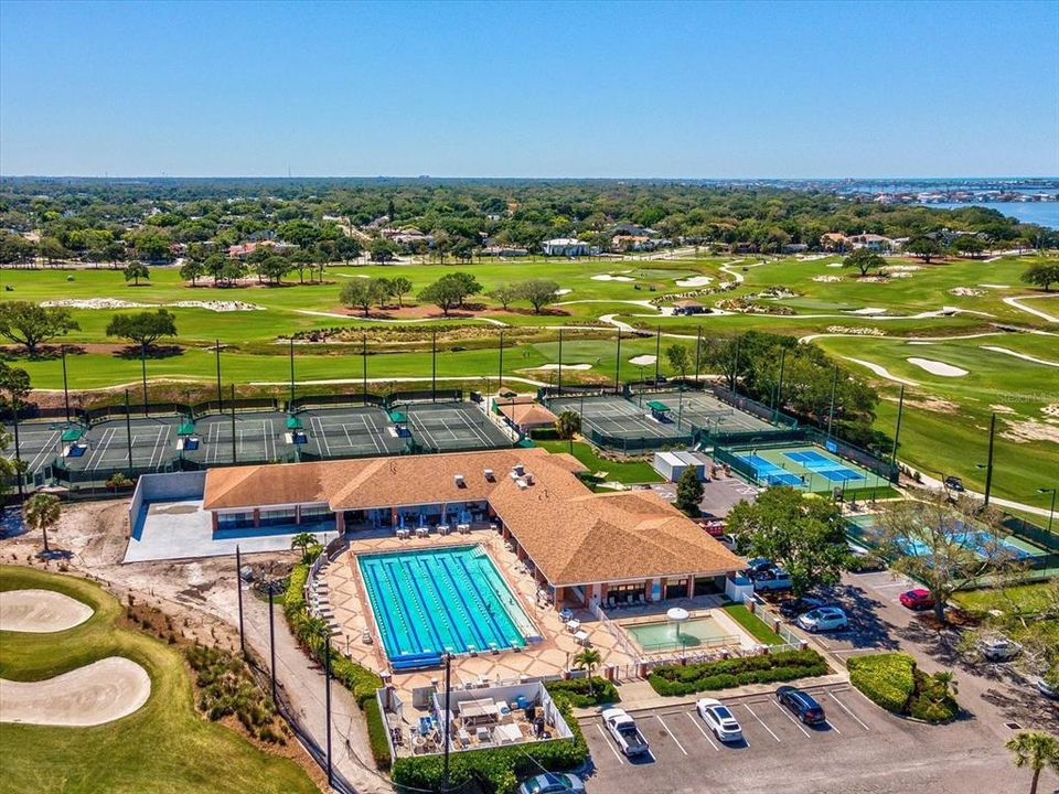 For Rent: $11,000 (5 beds, 3 baths, 4239 Square Feet)