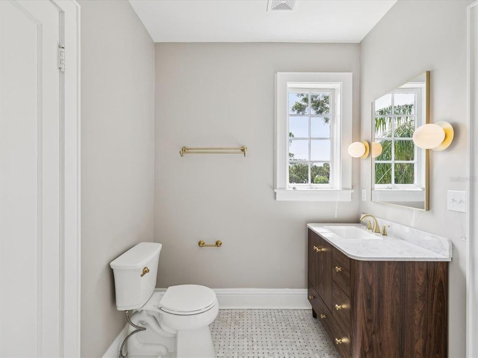 For Rent: $11,000 (5 beds, 3 baths, 4239 Square Feet)