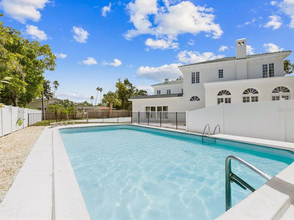 For Rent: $11,000 (5 beds, 3 baths, 4239 Square Feet)