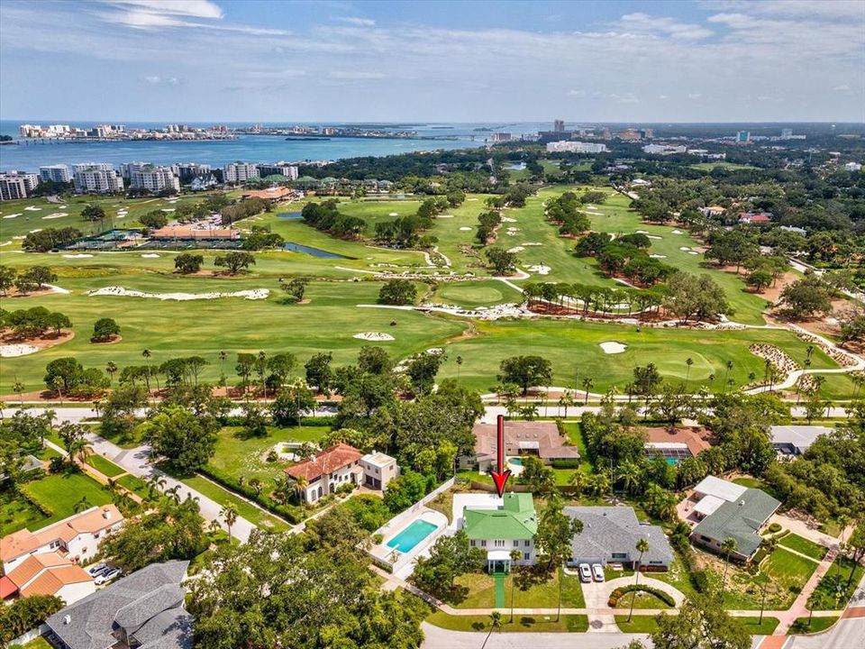 For Rent: $11,000 (5 beds, 3 baths, 4239 Square Feet)